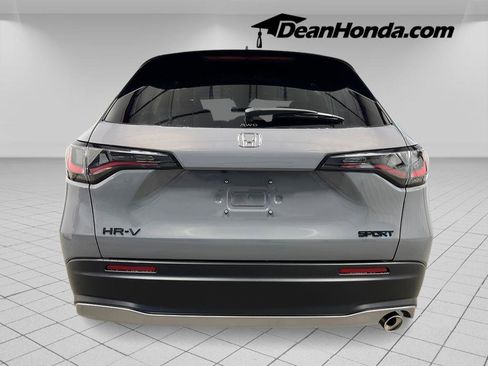 New 2026 Honda HR-V Sport image 4