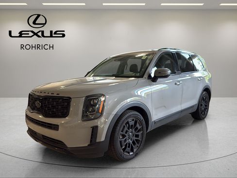 Used 2021 Kia Telluride EX w/ EX Premium Package AWD/4WD image 1