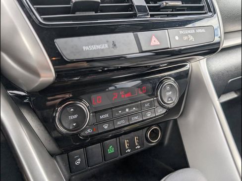 Used 2024 Mitsubishi Eclipse Cross SEL AWD/4WD image 15