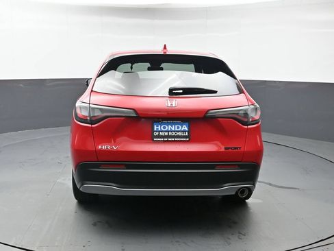Used 2024 Honda HR-V Sport image 5
