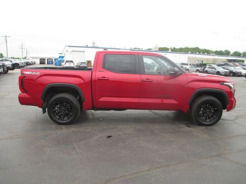 Used 2026 Toyota Tundra Limited w/ TRD Off-Road Package AWD/4WD image 5