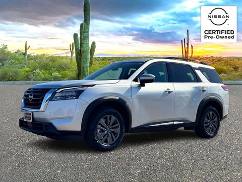 Certified 2024 Nissan Pathfinder SV image 2