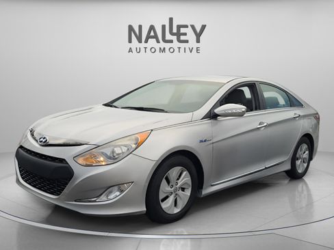 Used 2013 Hyundai Sonata Hybrid image 1