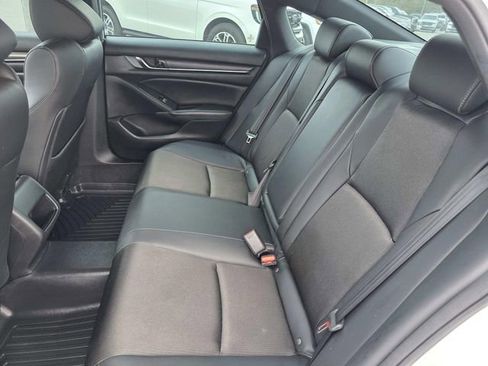 Used 2022 Honda Accord Sport image 7
