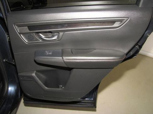 Certified 2025 Honda CR-V Sport-L image 19