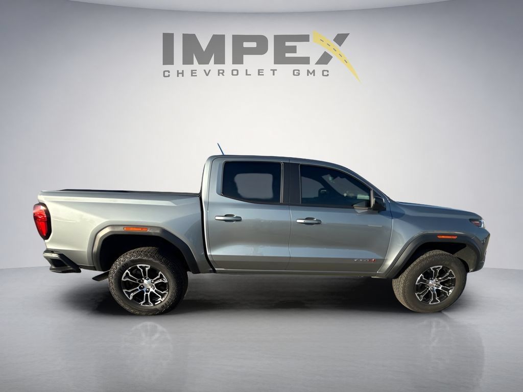 Used 2025 GMC Canyon AT4 w/ AT4 Premium Package AWD/4WD image 6