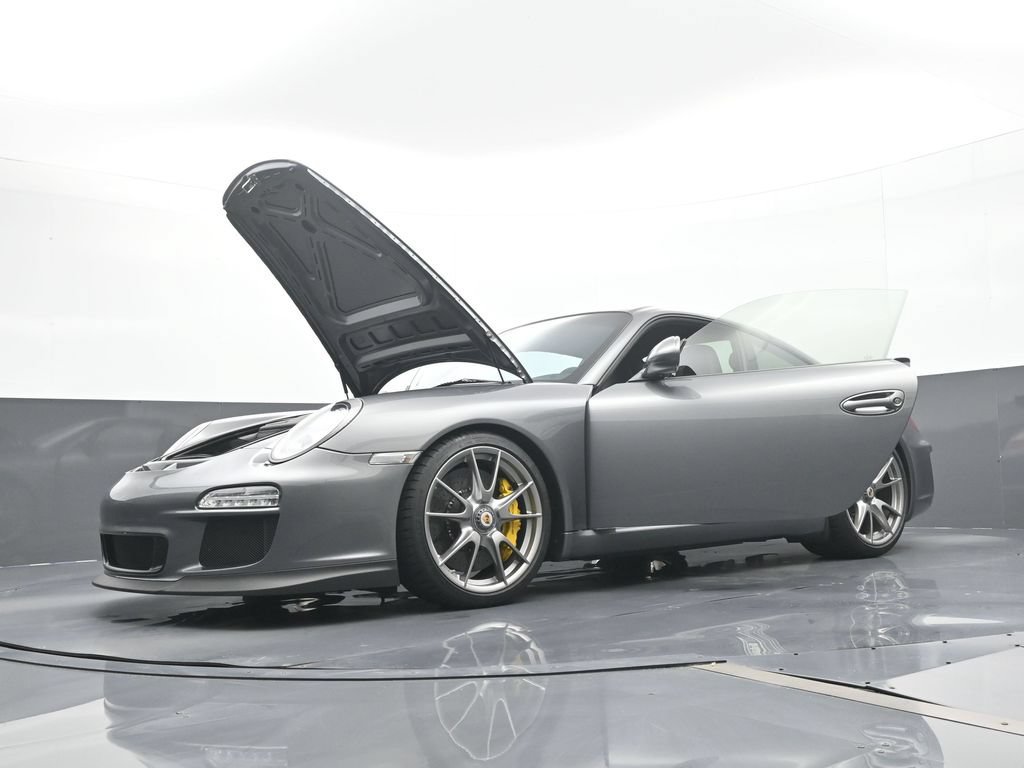 Used 2010 Porsche 911 GT3 RWD image 26
