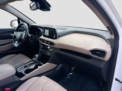Used 2019 Hyundai Santa Fe FWD image 16