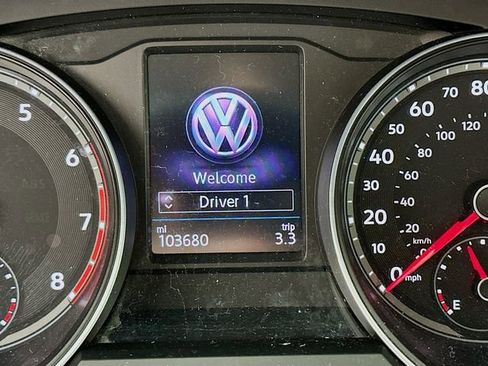 Used 2019 Volkswagen Atlas SE w/ Towing Package image 13