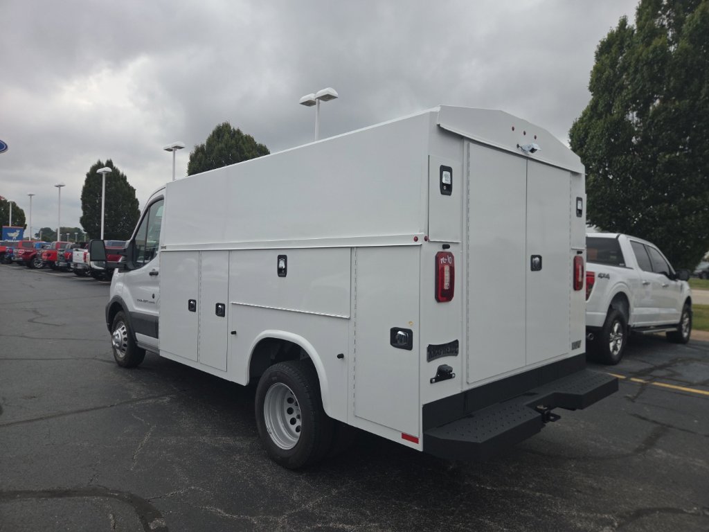 Certified 2024 Ford Transit 350 DRW RWD image 5
