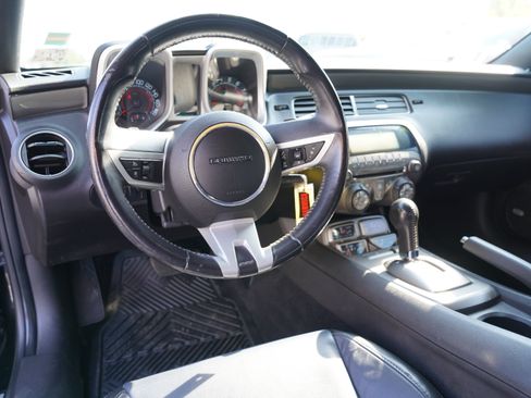 Used 2010 Chevrolet Camaro SS w/ RS Package RWD image 11