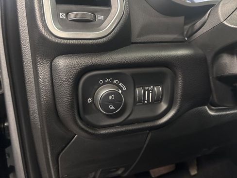 Used 2024 RAM 2500 Laramie image 14