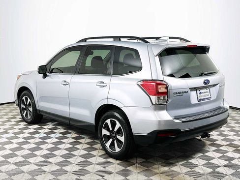 Used 2017 Subaru Forester 2.5i Limited w/ Popular Package #2 image 5