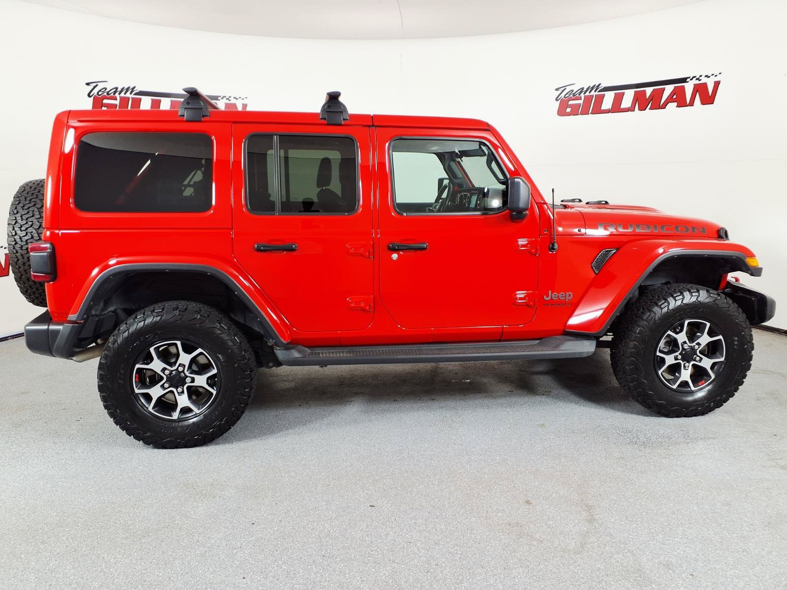 Used 2022 Jeep Wrangler Unlimited Rubicon w/ LED Lighting Group AWD/4WD image 3