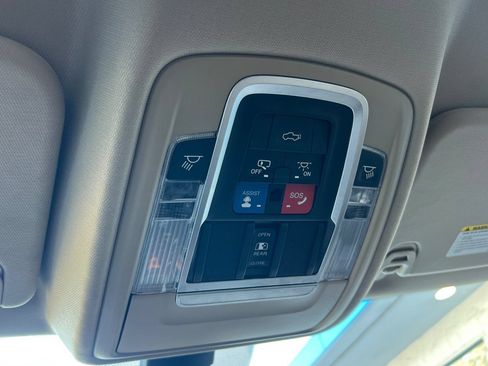 Used 2020 RAM 1500 Limited RWD image 24