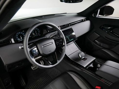 New 2026 Land Rover Range Rover Evoque Dynamic SE image 16