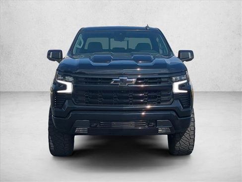 Used 2023 Chevrolet Silverado 1500 LT Trail Boss w/ LT Trail Boss Premium Package AWD/4WD image 2