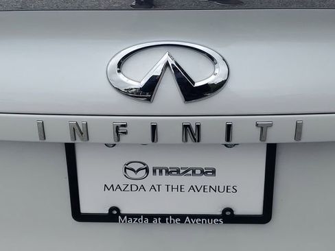 Used 2023 INFINITI QX50 Sensory w/ Accent Package image 8
