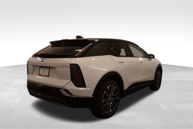New 2026 Cadillac Optiq Sport 1 w/ LPO, Floor Liner Package RWD image 2