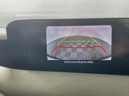 Used 2019 MAZDA MAZDA3 Hatchback FWD image 16