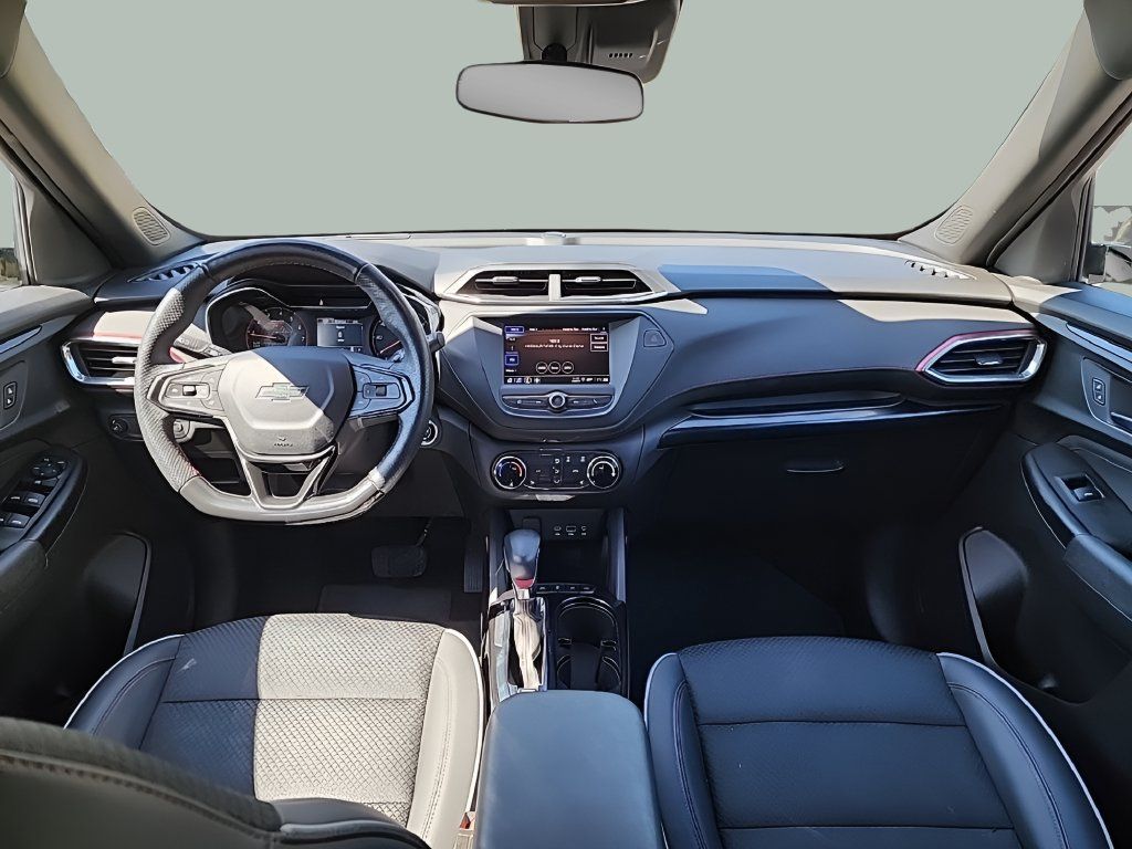 Used 2023 Chevrolet TrailBlazer RS AWD/4WD image 25