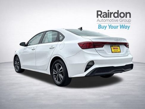 Used 2024 Kia Forte LXS FWD image 5