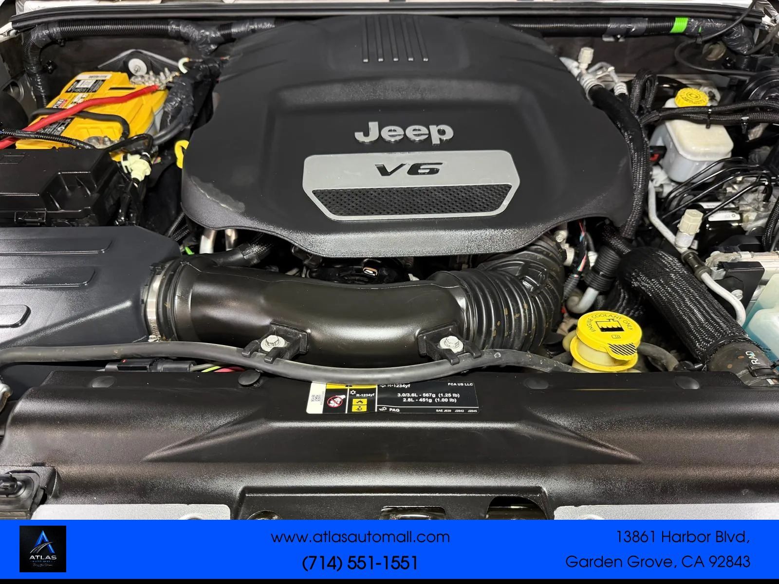 Used 2018 Jeep Wrangler Unlimited Sahara AWD/4WD image 10
