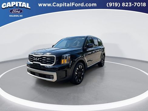 Used 2024 Kia Telluride SX Prestige w/ Towing Package AWD/4WD image 4