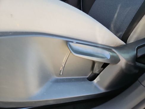 Used 2024 Volkswagen Taos S FWD image 14