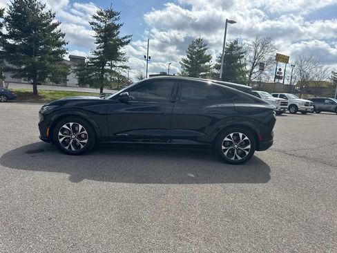 Used 2021 Ford Mustang Mach-E Premium image 8