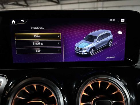 Certified 2023 Mercedes-Benz GLB 250 4MATIC image 35