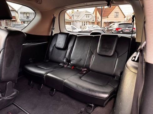 Used 2017 Nissan Armada SL image 31