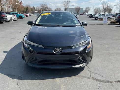 Used 2024 Toyota Corolla LE image 2