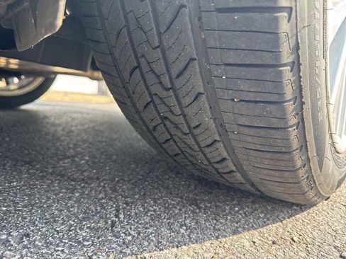 Certified 2020 Toyota Camry XLE w/ Navigation Package AWD/4WD image 19