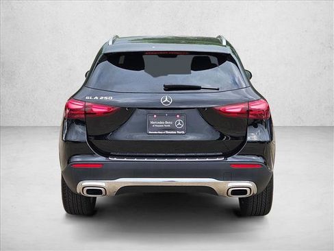 Certified 2026 Mercedes-Benz GLA 250 image 6