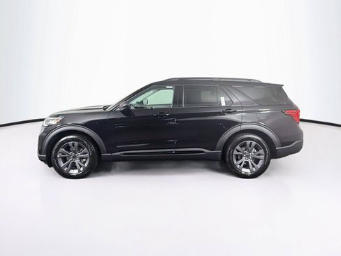 New 2026 Ford Explorer Active w/ Active Comfort Package AWD/4WD image 8
