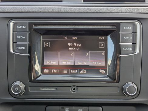 Used 2016 Volkswagen Jetta S image 19