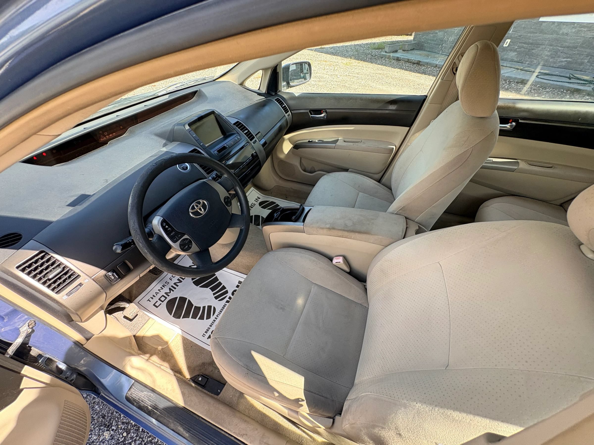 Used 2005 Toyota Prius w/ Pkg 1 FWD image 9
