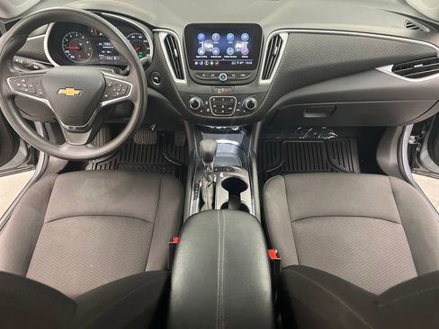 Used 2024 Chevrolet Malibu LT image 33