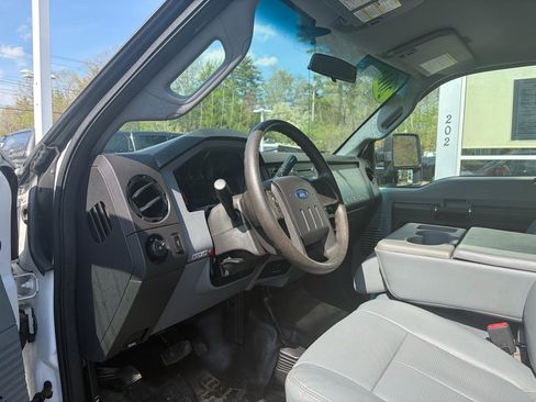 Used 2015 Ford F350 XL w/ Power Equipment Group AWD/4WD image 25