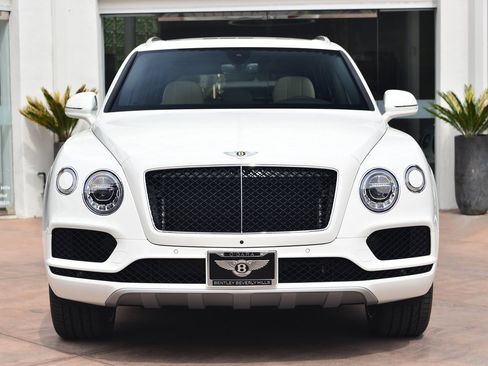 Used 2019 Bentley Bentayga image 7