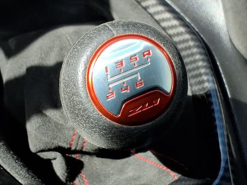 Used 2019 Chevrolet Camaro ZL1 RWD image 17