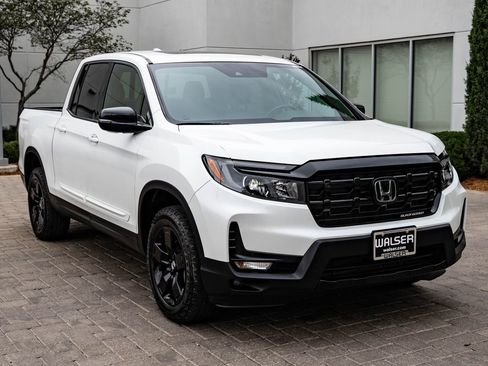 Used 2024 Honda Ridgeline Black Edition image 12
