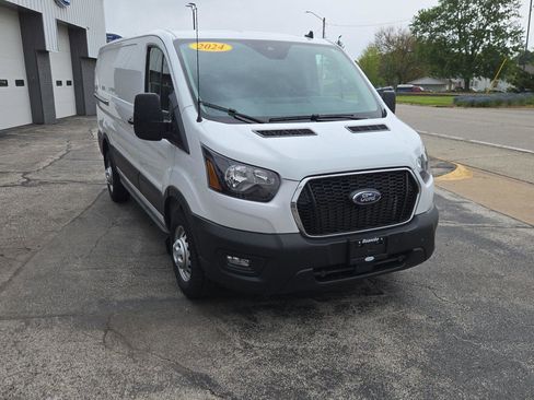 Used 2024 Ford Transit 250 Low Roof AWD w/ Exterior Upgrade Package image 16