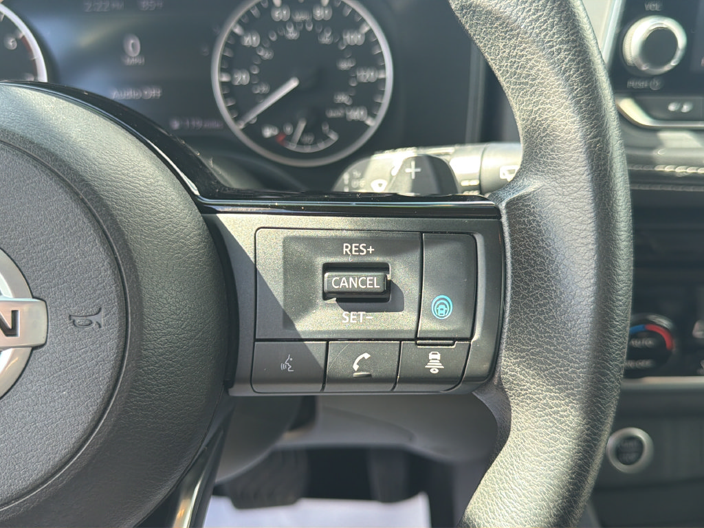 Used 2021 Nissan Rogue SV AWD/4WD image 37