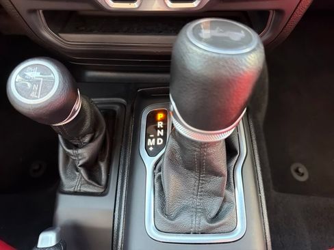 Used 2020 Jeep Wrangler Unlimited Sport S AWD/4WD image 35