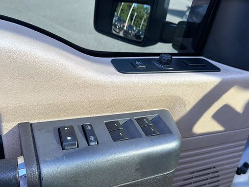 Used 2012 Ford F350 Lariat w/ Lariat Ultimate Pkg AWD/4WD image 35