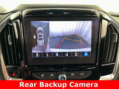 Certified 2023 Chevrolet Traverse Premier w/ LPO, Floor Liner Package image 4