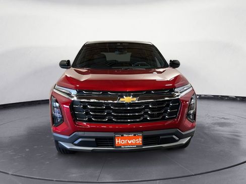 New 2026 Chevrolet Equinox LT w/ Convenience Package II AWD/4WD image 2