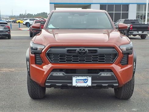 Used 2025 Toyota Tacoma TRD Off-Road w/ TRD Off Road Upgrade Package image 2